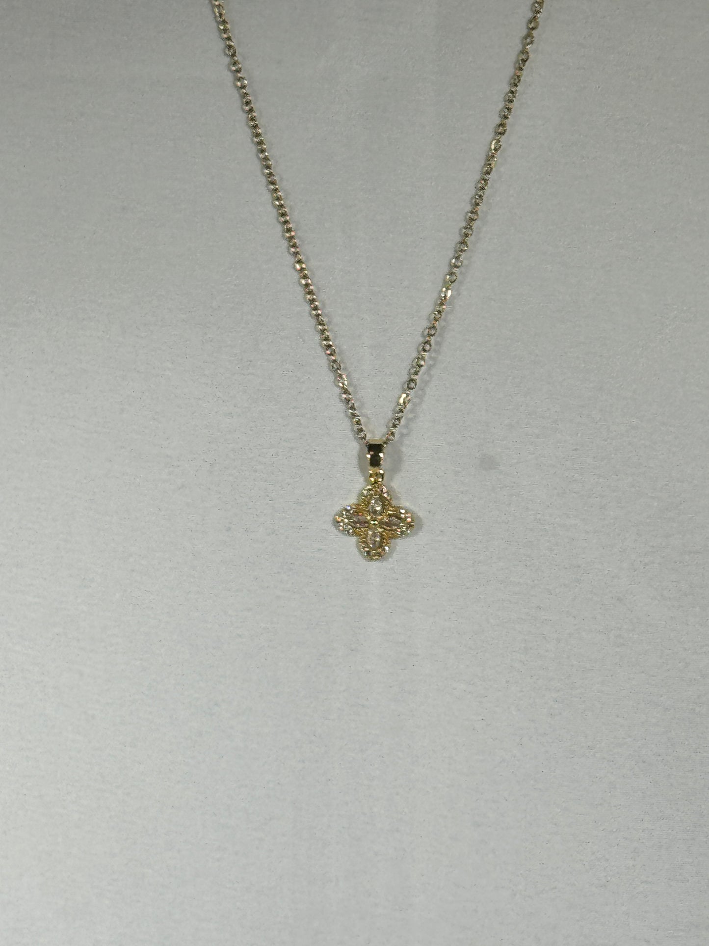 Celeste flower zircon necklace