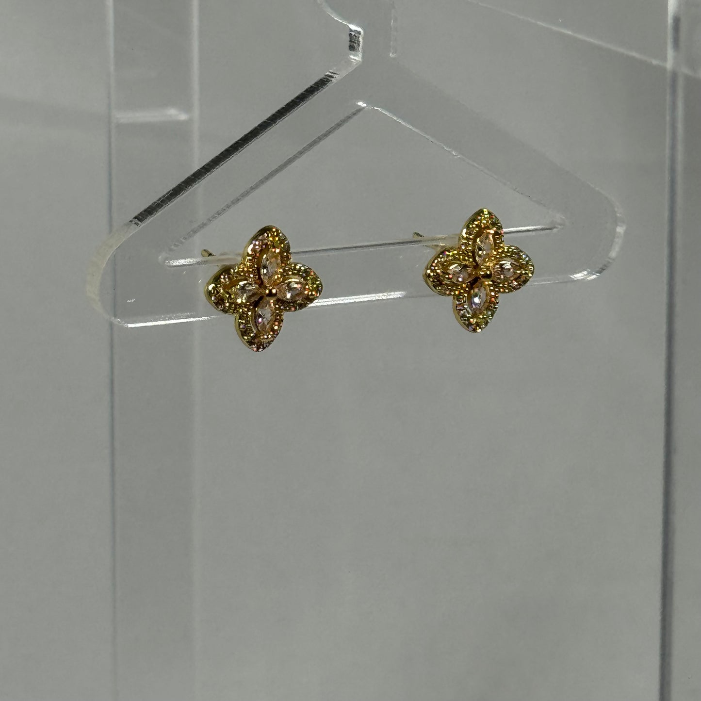 Celeste flower zircon stud earrings