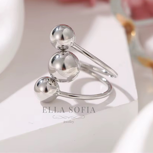Natalia triple ball adjustable ring