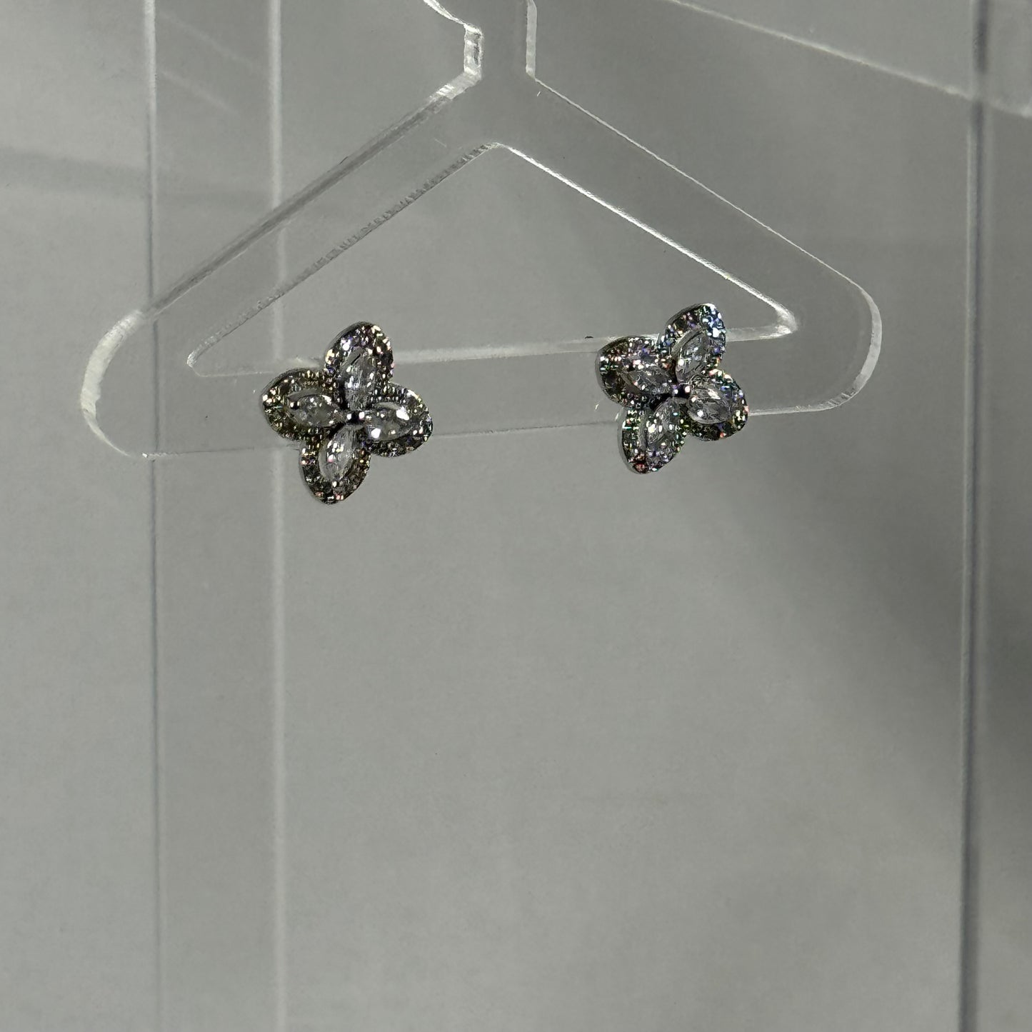Celeste flower zircon stud earrings