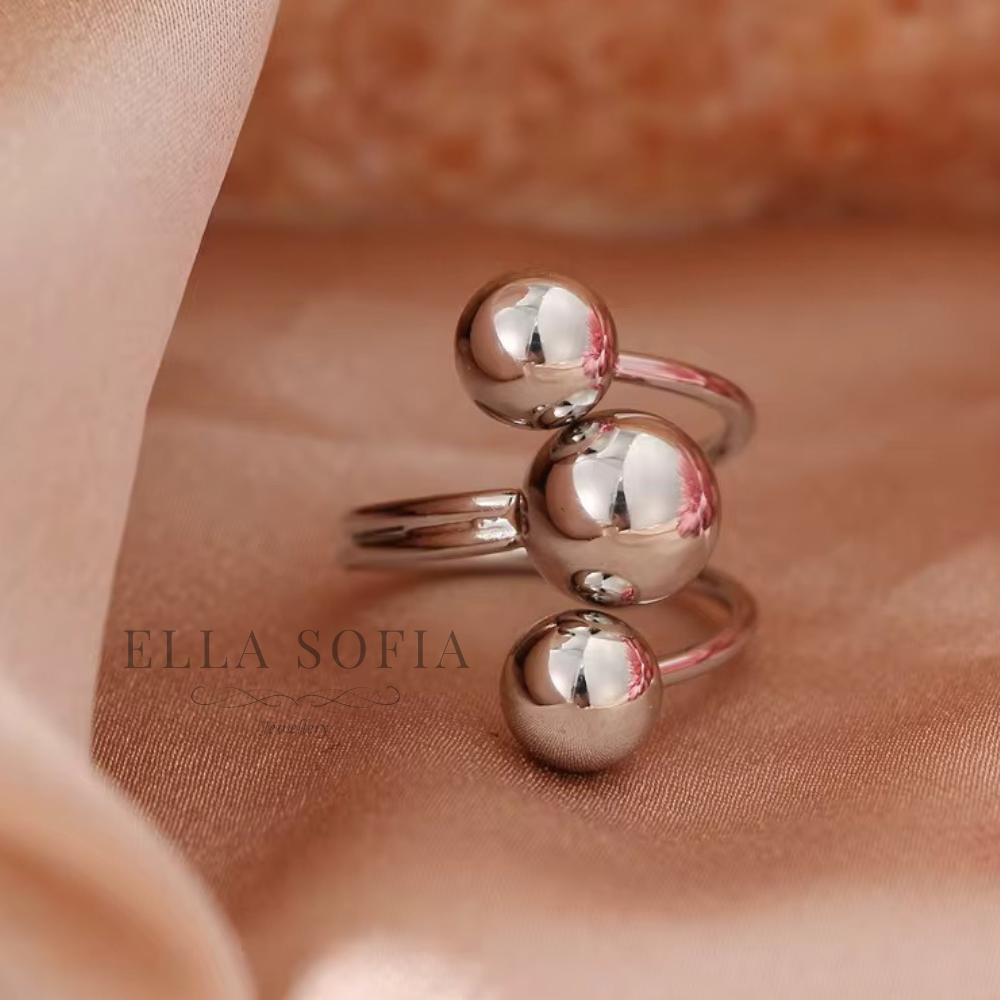 Natalia triple ball adjustable ring
