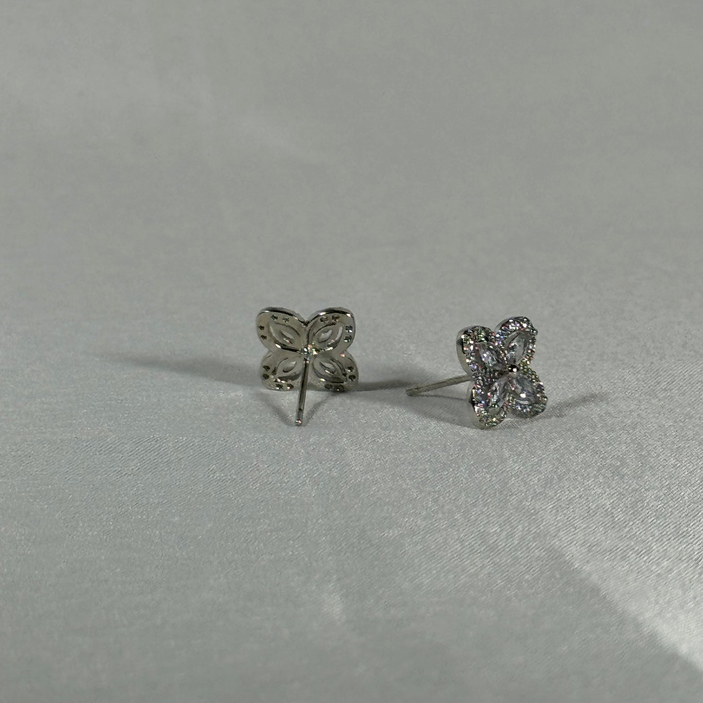 Celeste flower zircon stud earrings