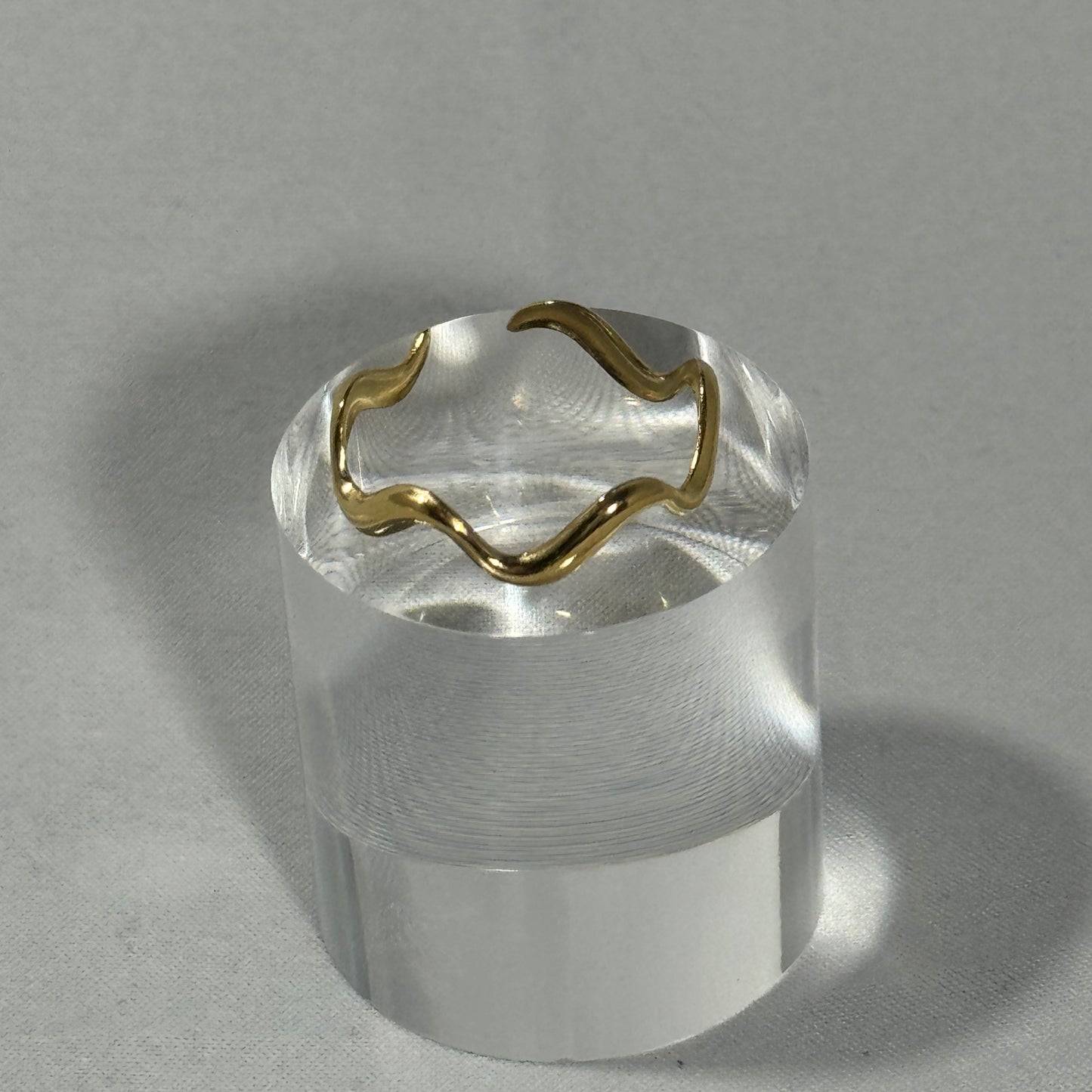 Savannah wave adjustable ring