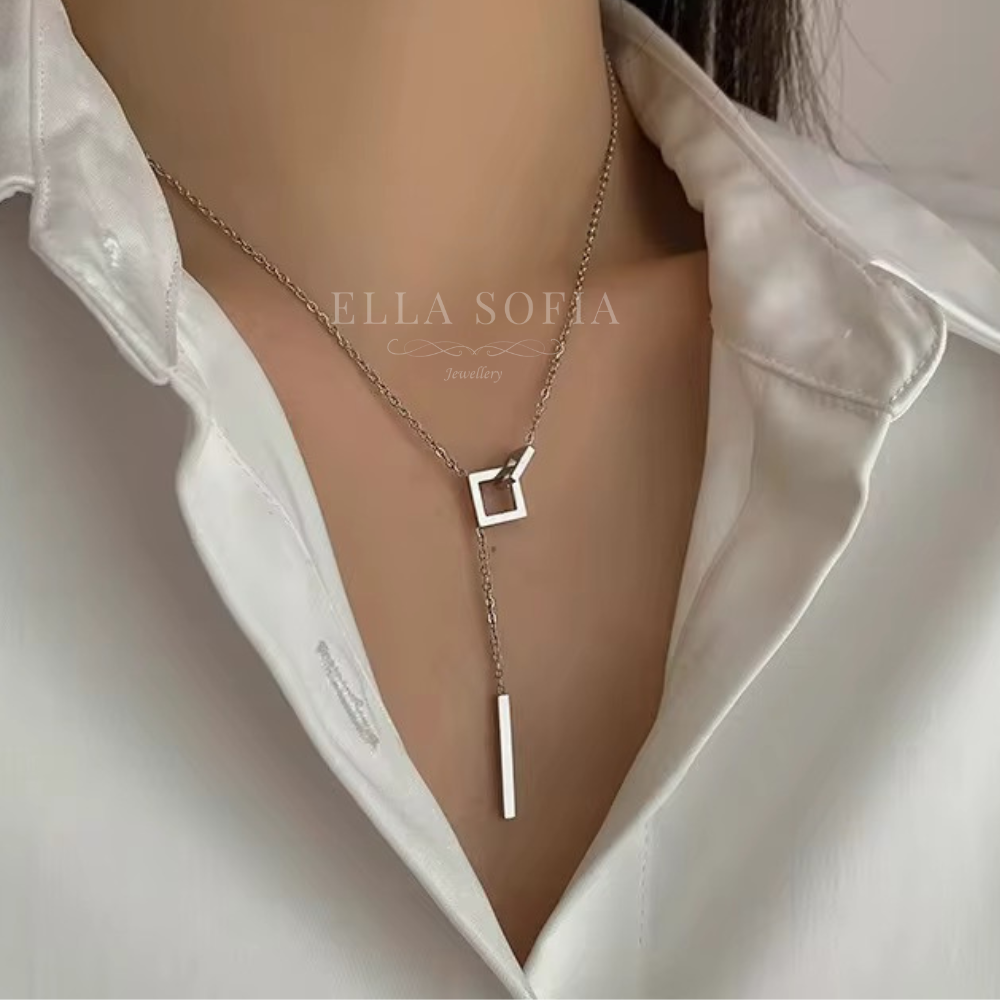 Alex geometric square necklace