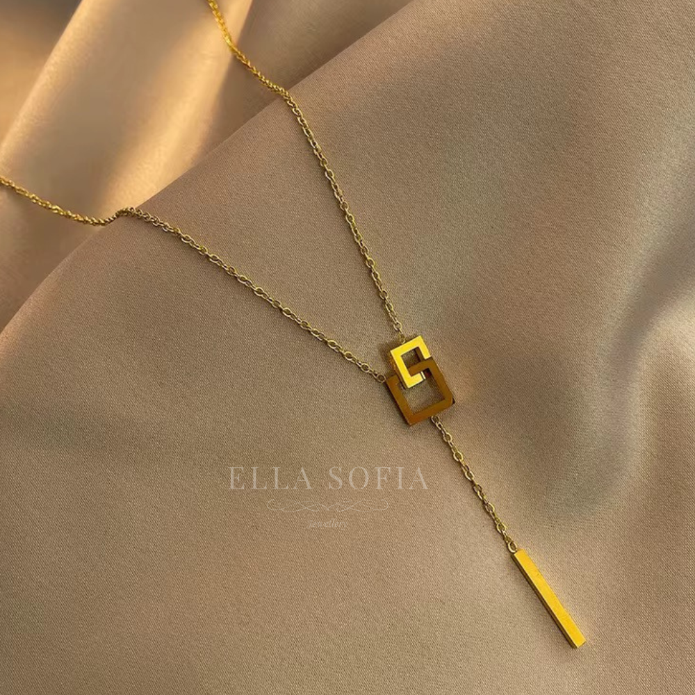 Alex geometric square necklace