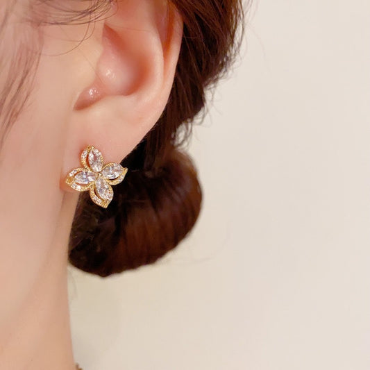 Celeste flower zircon stud earrings