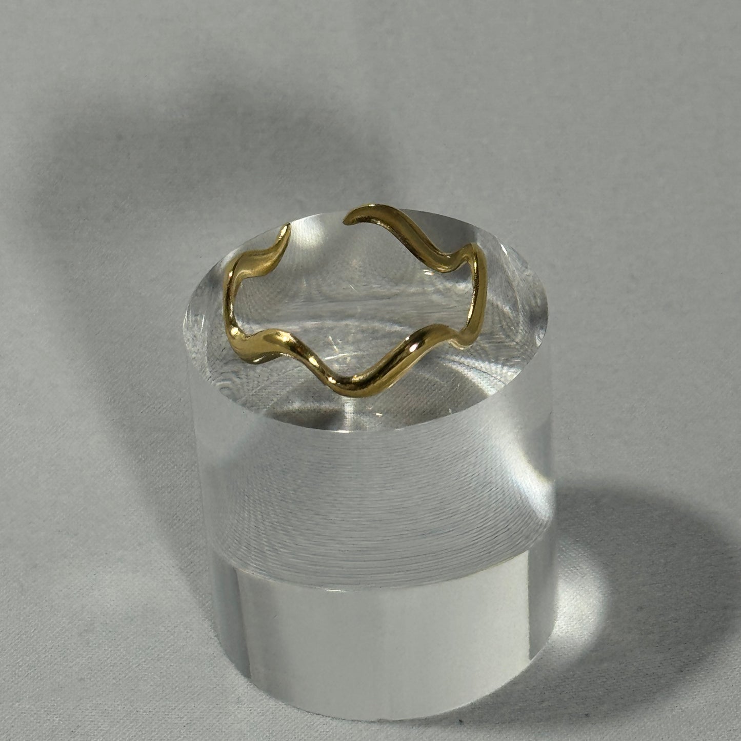 Savannah wave adjustable ring